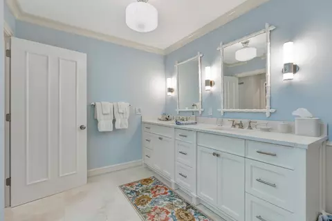 Bath - 1201 Captains Way, Jupiter, FL 33477 photo 4 of 5