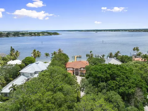 3984 SE Old St Lucie Blvd, Stuart, FL 34996
