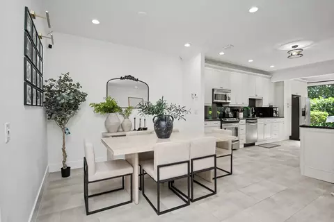 6744 Via Regina, Boca Raton, FL 33433