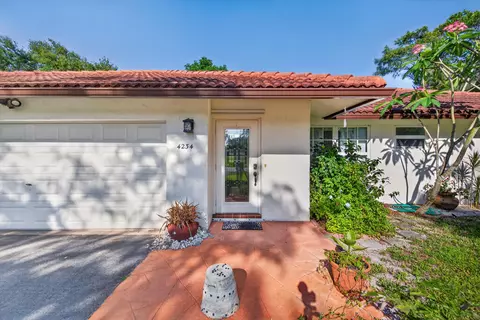 4234 NW 3rd Way, Boca Raton, FL 33431