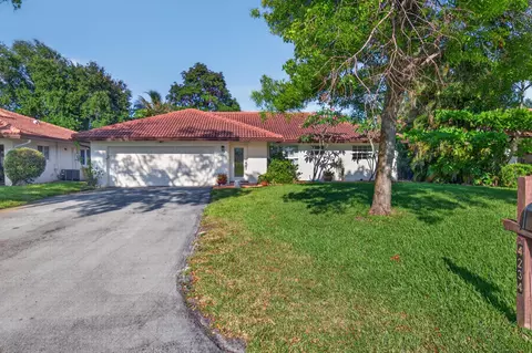 4234 NW 3rd Way, Boca Raton, FL 33431