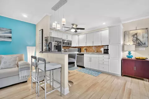 Kitchen - 211 Valencia, Delray Beach, FL 33446 photo 1 of 2