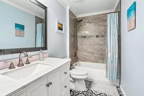 Bath - 6216 Michael St, Jupiter, FL 33458 photo 2 of 2