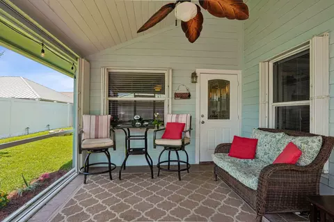 Exterior - 6216 Michael St, Jupiter, FL 33458 photo 4 of 7