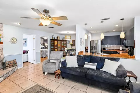 Living - 6216 Michael St, Jupiter, FL 33458 photo 2 of 3
