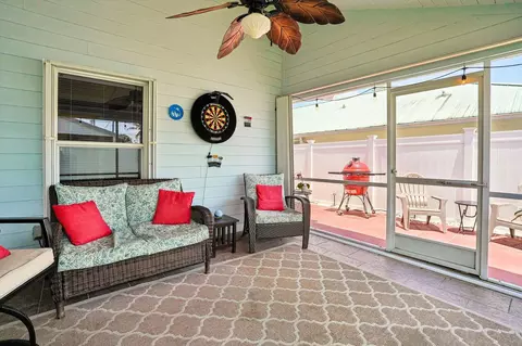 Exterior - 6216 Michael St, Jupiter, FL 33458 photo 4 of 7