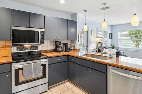 Kitchen - 6216 Michael St, Jupiter, FL 33458 photo 1 of 3