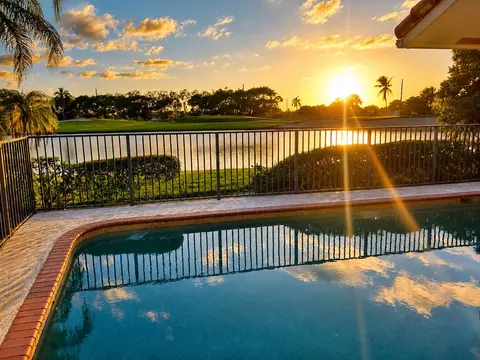 6180 Golf Villas Dr, Boynton Beach, FL 33437