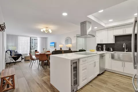 600 Three Islands Blvd #615, Hallandale Beach, FL 33009