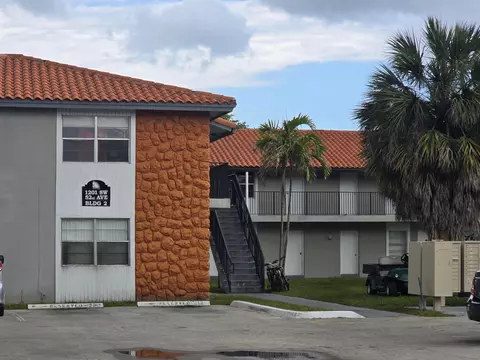 1201 SW 52nd Ave #202-2, North Lauderdale, FL 33068