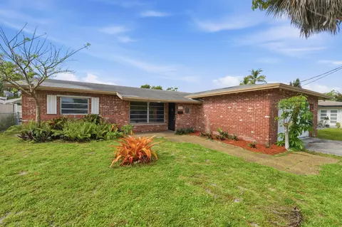 1772 NW 38th St, Oakland Park, FL 33309