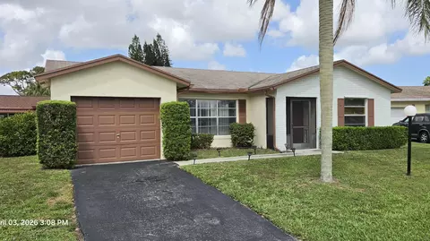 4490 Pine Garden Ln, Lake Worth, FL 33467
