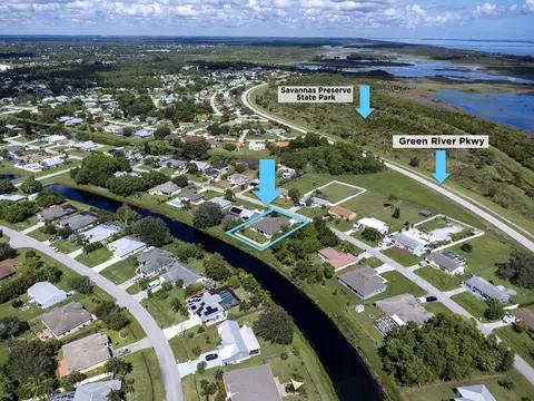 1662 SE North Blackwell Dr, Port Saint Lucie, FL 34952