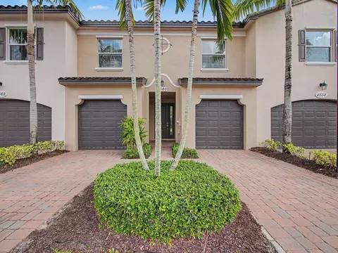 4560 Mediterranean Cir, Palm Beach Gardens, FL 33418