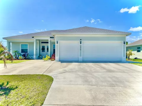 1950 SW Glendale St, Port Saint Lucie, FL 34987