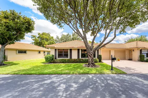 4520 Ficus Tree Rd, Boynton Beach, FL 33436