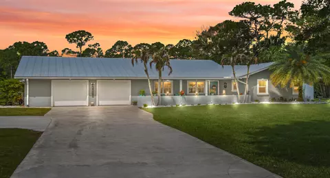 5588 SE Lamay Dr, Stuart, FL 34997