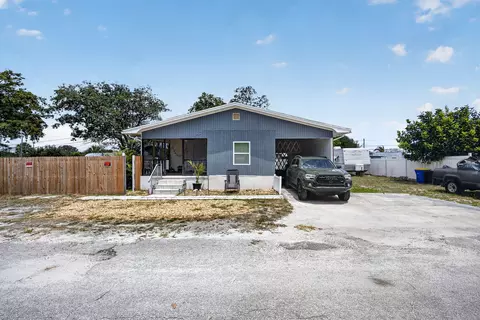 7945 SE Fairchild Way, Hobe Sound, FL 33455