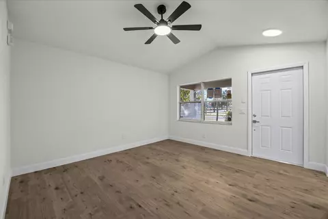 Living - 945 SE Forrest Park Dr, Stuart, FL 34994 photo 2 of 3