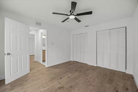 Bedroom - 945 SE Forrest Park Dr, Stuart, FL 34994 photo 6 of 8