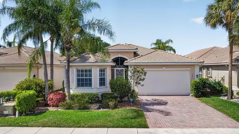 9881 Casa Mar Dr, Lake Worth, FL 33467