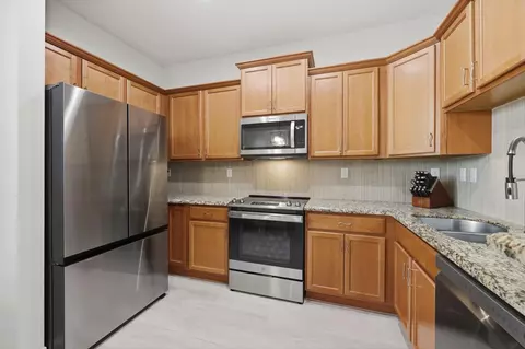 615 SW 2nd Ter, Pompano Beach, FL 33060