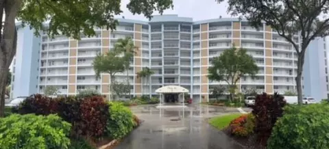 3010 N Course Dr #312, Pompano Beach, FL 33069