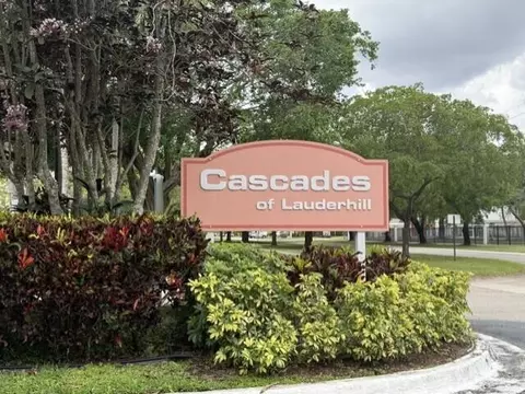 7720 NW 50th St #107, Lauderhill, FL 33351