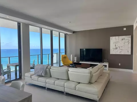 3100 N Ocean Dr # H-1701, Riviera Beach, FL 33404