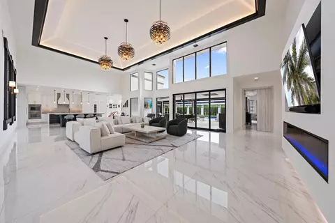 13220 Sabal Chase, Palm Beach Gardens, FL 33418