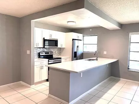 580 High Point Dr #B, Delray Beach, FL 33445
