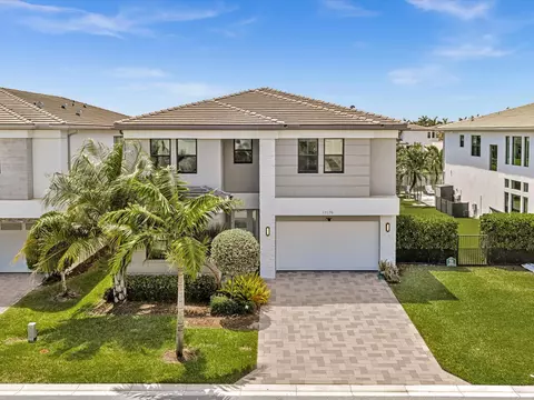 17179 Teton River Rd, Boca Raton, FL 33496