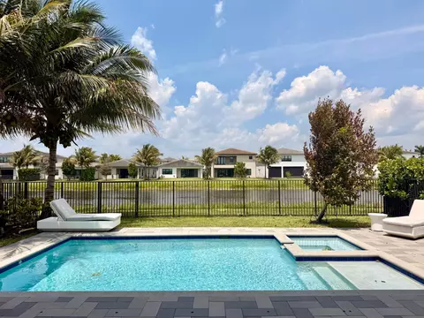 17179 Teton River Rd, Boca Raton, FL 33496