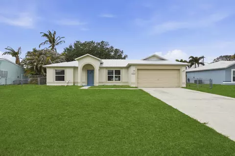 2574 SE Richmond St, Port Saint Lucie, FL 34952