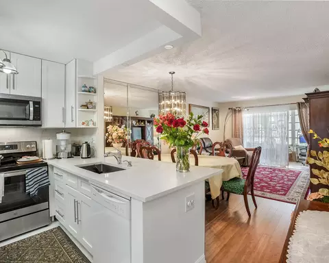 3400 NW 48th Ave #502, Lauderdale Lakes, FL 33319