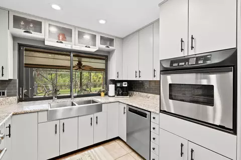 Kitchen - 11001 SW Hawkview Cir, Stuart, FL 34997 photo 1 of 5