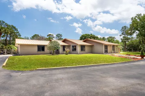 Exterior - 11001 SW Hawkview Cir, Stuart, FL 34997 photo 2 of 16