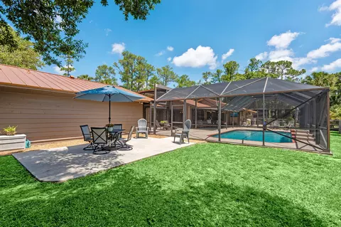 Exterior - 11001 SW Hawkview Cir, Stuart, FL 34997 photo 10 of 16