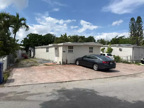 12875 SW 10th St, Miami, FL 33184