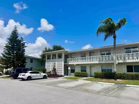 2811 SW 15th St, Delray Beach, FL 33445