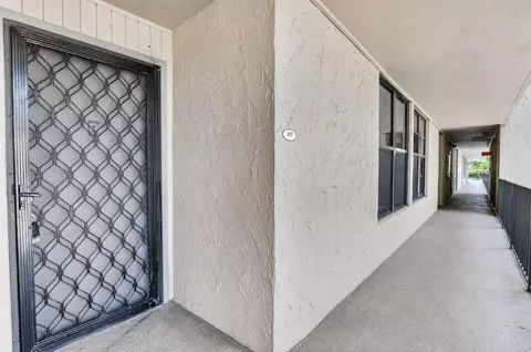 8 Royal Palm Way #203, Boca Raton, FL 33432
