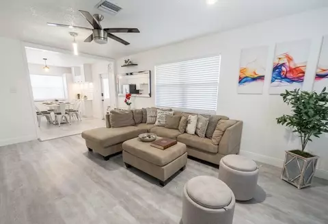1524 N Victoria Park Rd, Fort Lauderdale, FL 33304