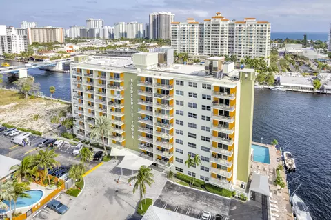 2900 NE 30th St NE #L2, Fort Lauderdale, FL 33306
