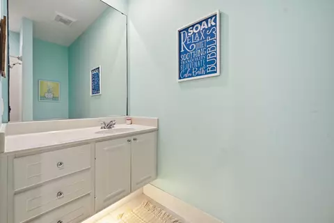 Bath - 1865 W Frederick Small Rd, Jupiter, FL 33458 photo 5 of 5