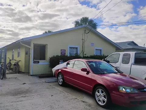 803 SE Tarpon Ave SE, Stuart, FL 34994