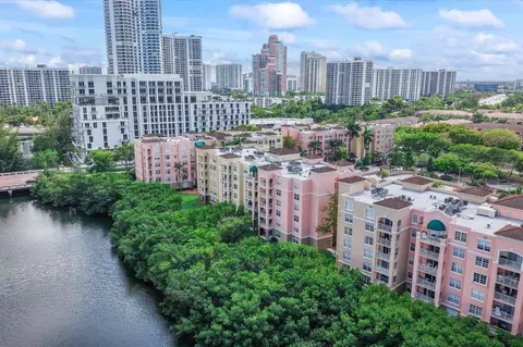 19601 E Country Club Dr #7505, Aventura, FL 33180