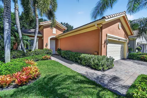 12077 Aviles Cir, Palm Beach Gardens, FL 33418