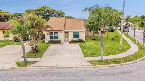 215 Palmetto Ct, Jupiter, FL 33458