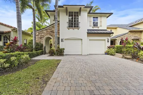 834 Madison Ct, Palm Beach Gardens, FL 33410