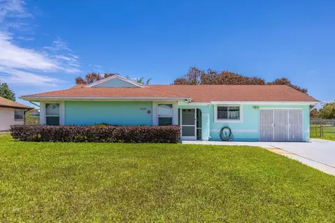 2073 SE Rainier Rd, Port Saint Lucie, FL 34952